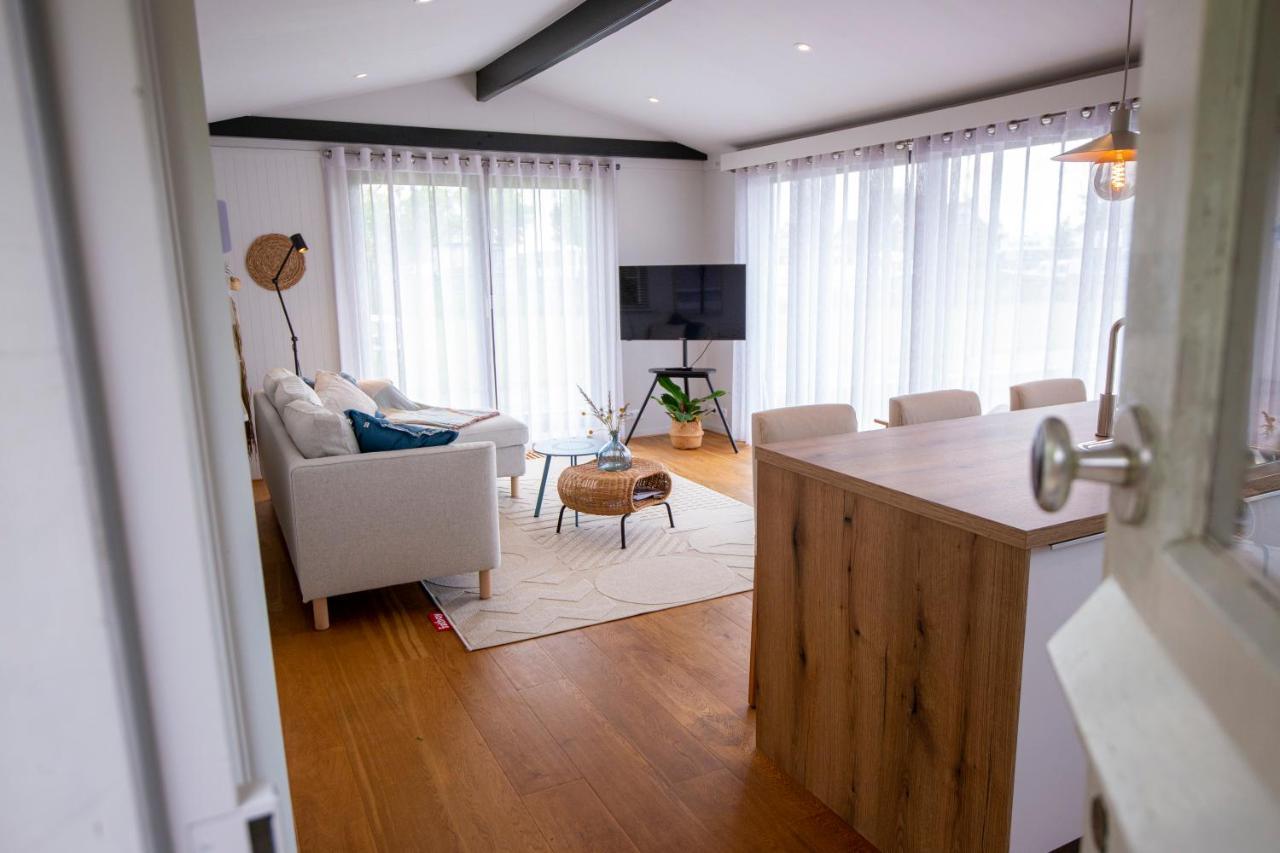 Unieke Woonboot In Harlingen Apartment Exterior photo